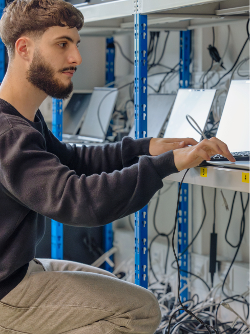 Opérateur⸱trice en informatique Les métiers en apprentissage Rolex